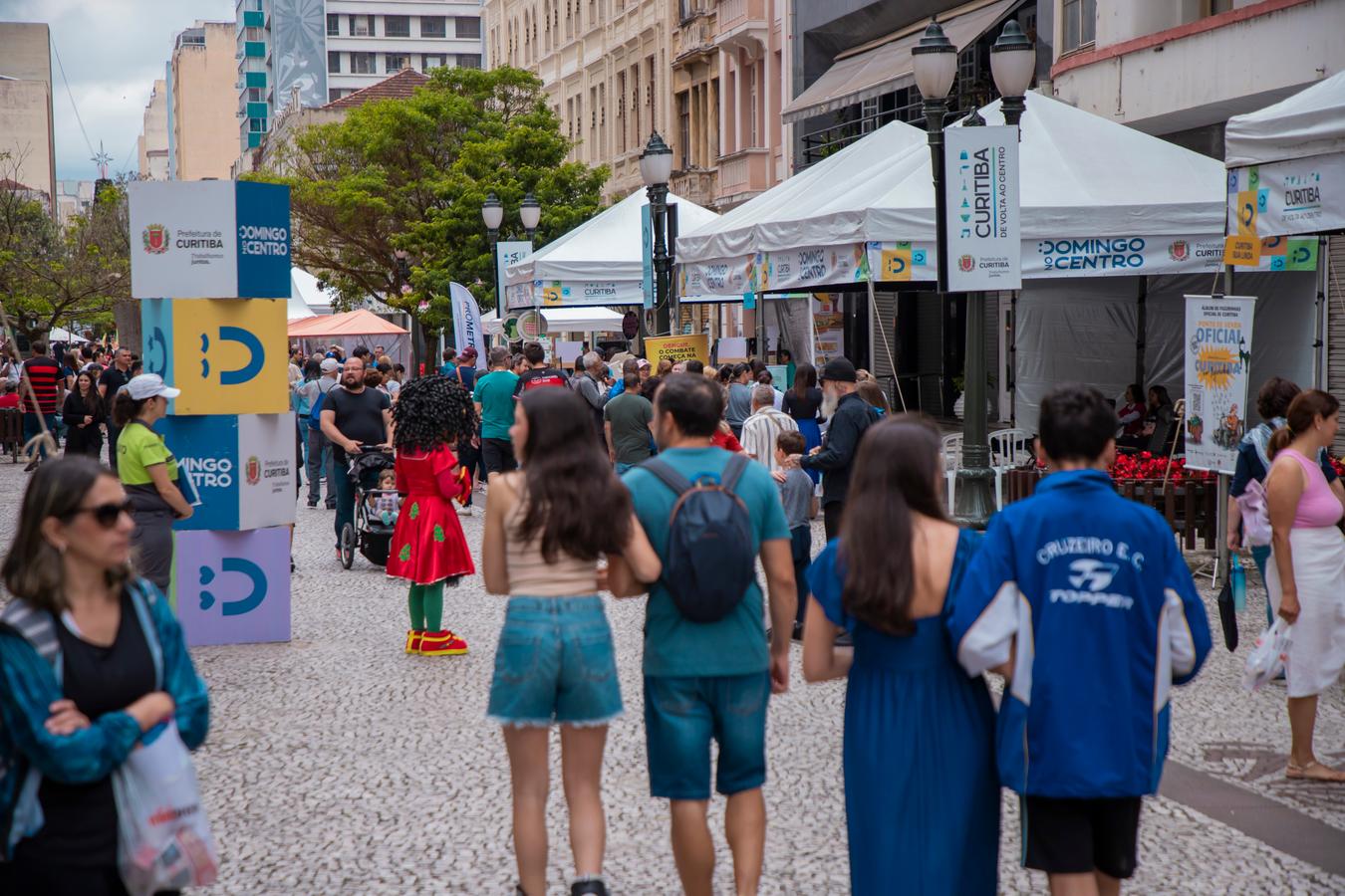 Domingo no Centro leva cultura geek, atrações para toda a família e serviços gratuitos à Rua XV
