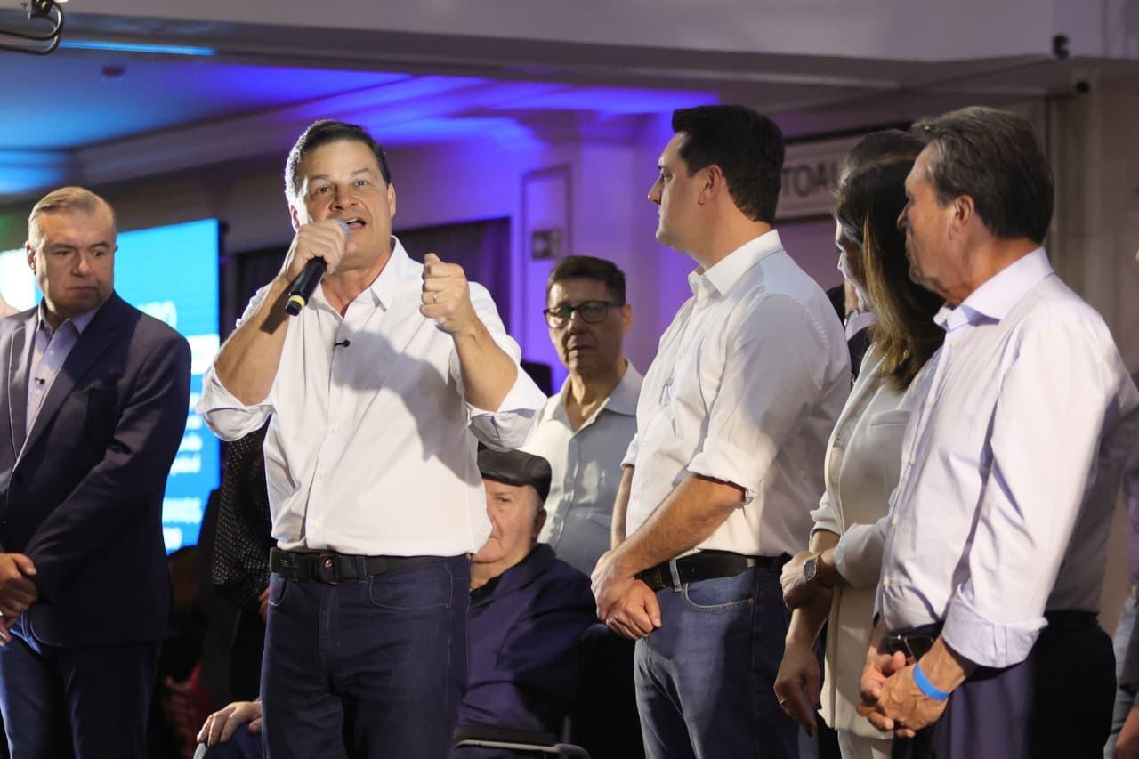 Em evento com técnicos ambientais, Sandro Alex reforça compromisso de combate ao desmatamento