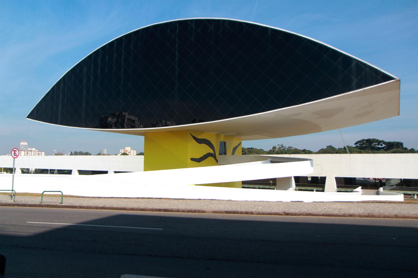 Museu Oscar Niemeyer divulga a programação de férias de julho