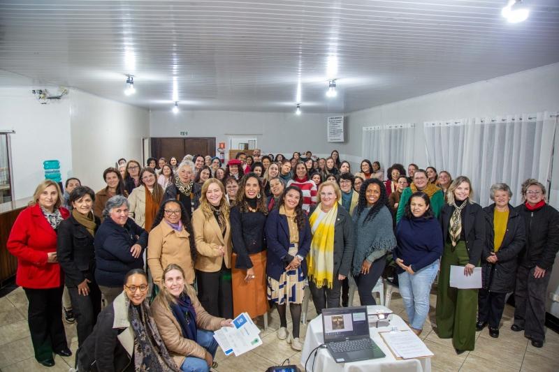 Projeto Raízes que Crescem conclui segunda edição e fortalece o empreendedorismo feminino em Piraquara